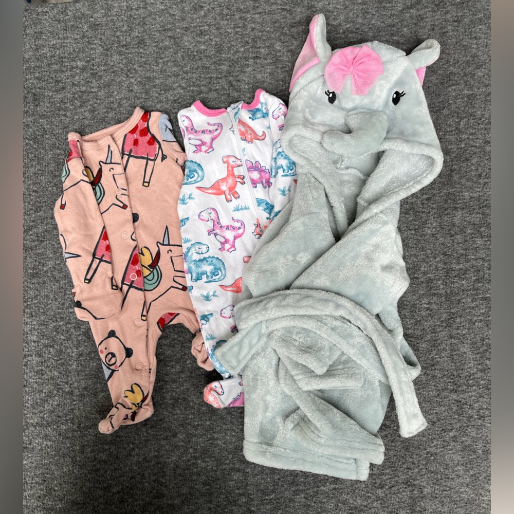 Newborn Bundle - 2 Long Sleeved Footie Pajamas and Hooded Elephant Robe